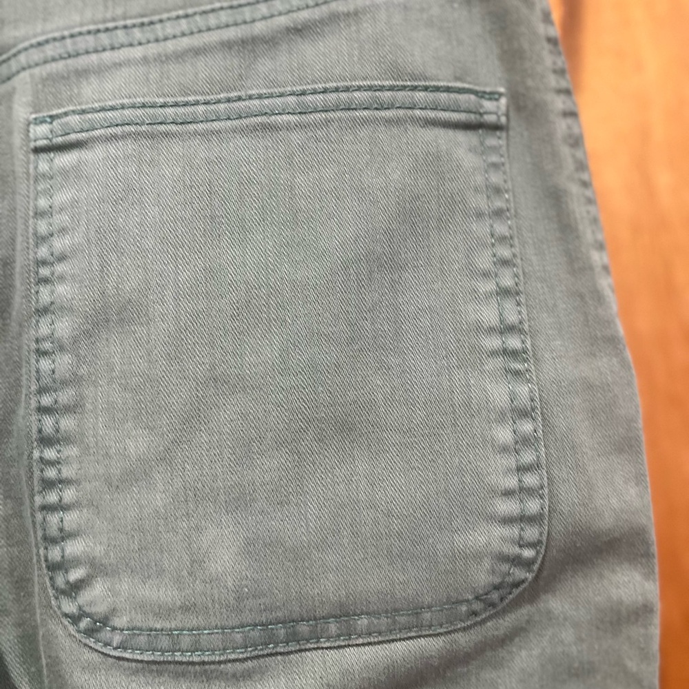 Gap High Rise Barrel Khakis - Picture 3 of 5